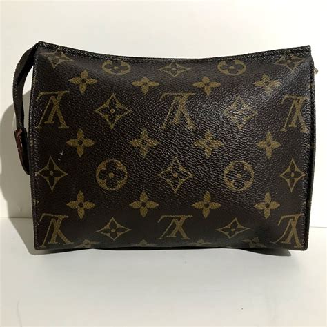 louis vuitton tote with zipper|louis vuitton small zipper pouch.